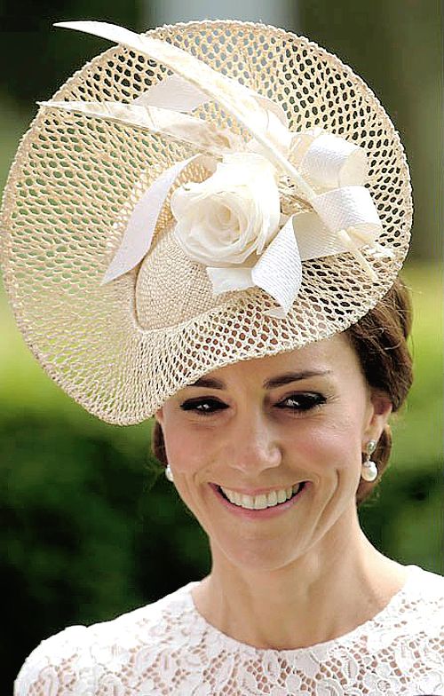 Dutchess of Cambridge in Jane Taylor Millinery