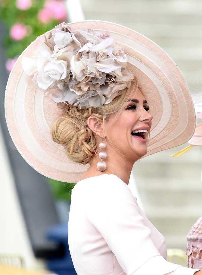 Duchess of Cambridge wearing Philip Treacy hat