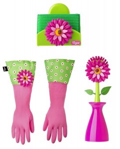 Shop: A set of gloves, a vase and a flower available for purchase.